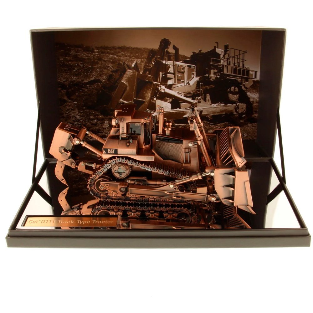 85517 Trator de esteiras Cat® D11T na escala 1:50 - Acabamento em cobre - Imagem 4